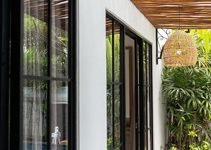 Awila Kuta Villa *